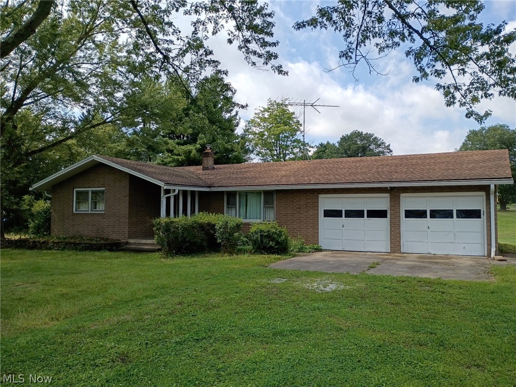 2435 Ravenna Avenue East Canton OH 44730