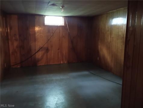 2435 Ravenna Avenue East Canton OH 44730
