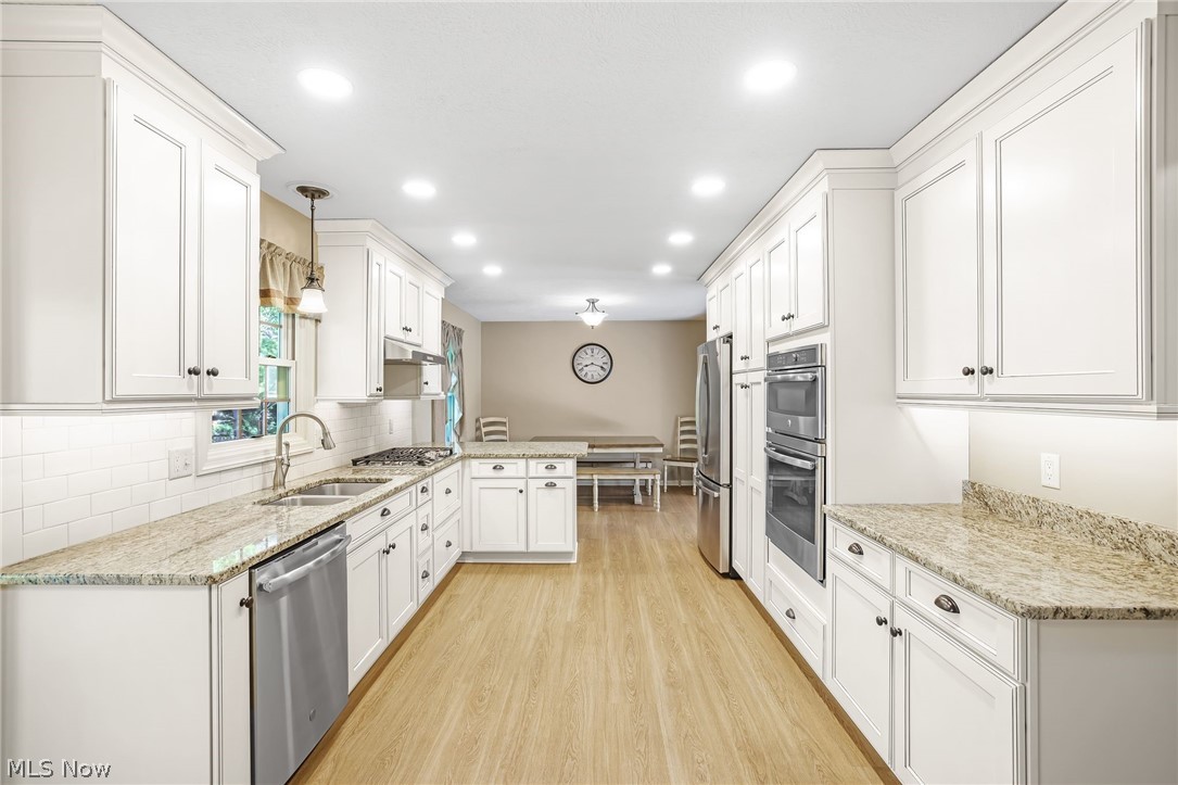 1112 Ledgebrook Drive Tallmadge OH 44278