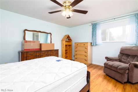 2081 Eve Drive Steubenville OH 43952