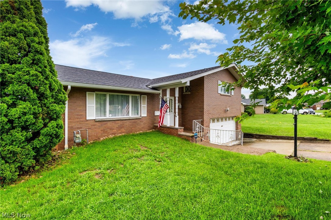 2081 Eve Drive Steubenville OH 43952