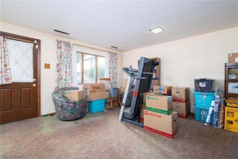 2081 Eve Drive Steubenville OH 43952