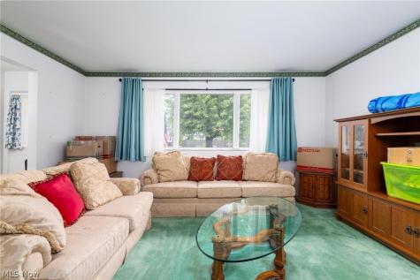 2081 Eve Drive Steubenville OH 43952