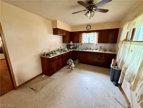327 Franklin Avenue Elyria OH 44035