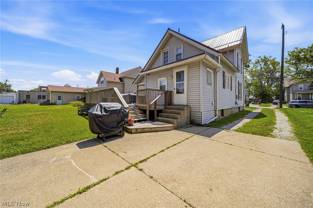 1633 W 5th Street Ashtabula OH 44004