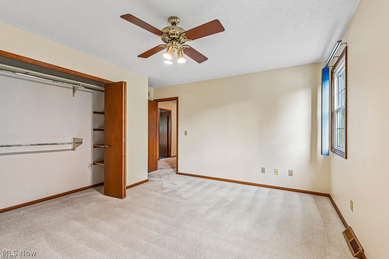 17716 Plymouth Row Strongsville OH 44136