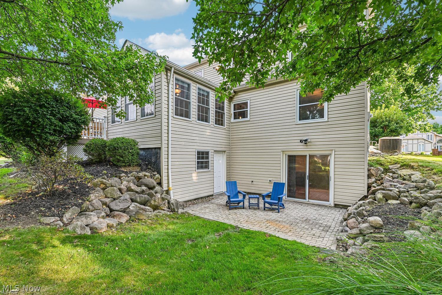 17716 Plymouth Row Strongsville OH 44136