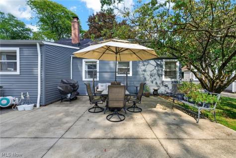 24301 Smith Avenue Westlake OH 44145
