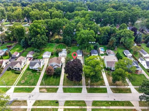 24301 Smith Avenue Westlake OH 44145