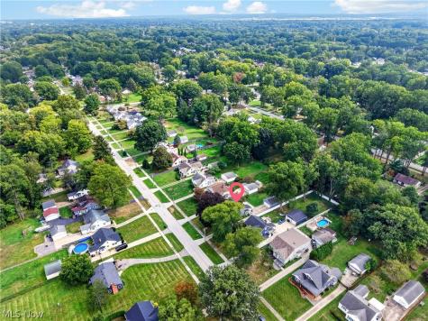 24301 Smith Avenue Westlake OH 44145