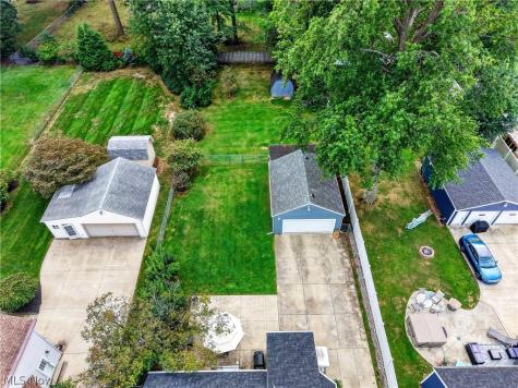 24301 Smith Avenue Westlake OH 44145