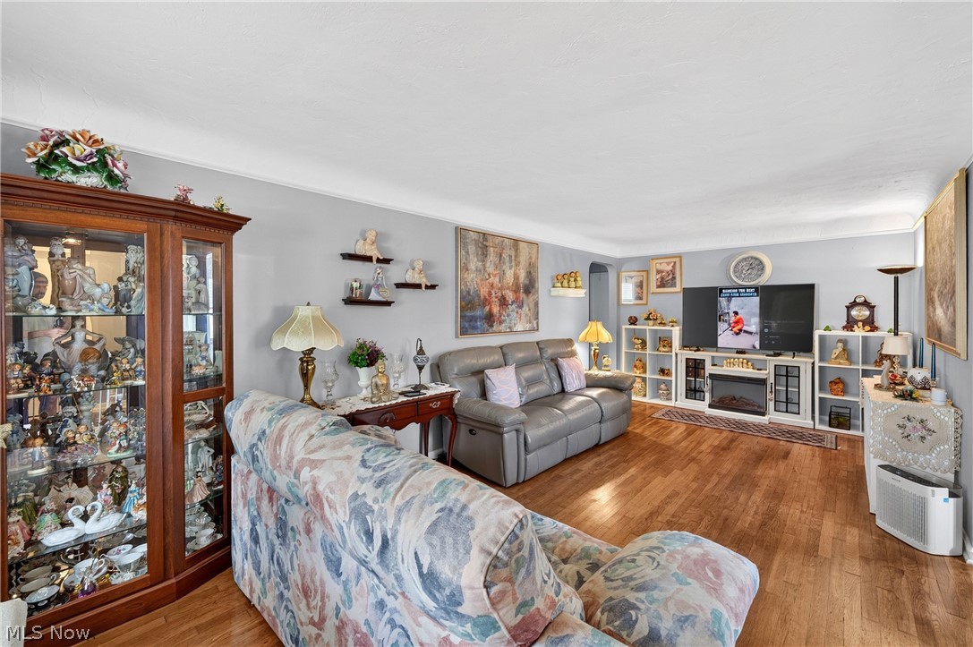 24301 Smith Avenue Westlake OH 44145
