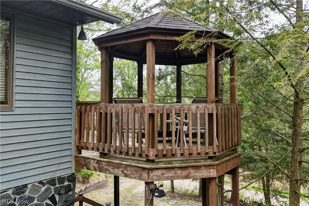 33722 Goodrich Drive Piedmont OH 43983