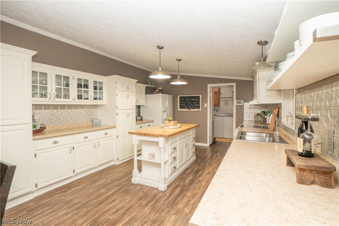 7663 Hudson Drive SW Navarre OH 44662