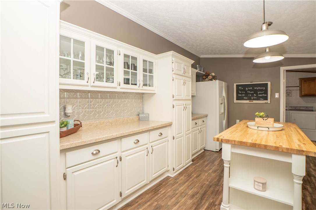 7663 Hudson Drive SW Navarre OH 44662