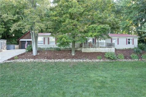 7663 Hudson Drive SW Navarre OH 44662