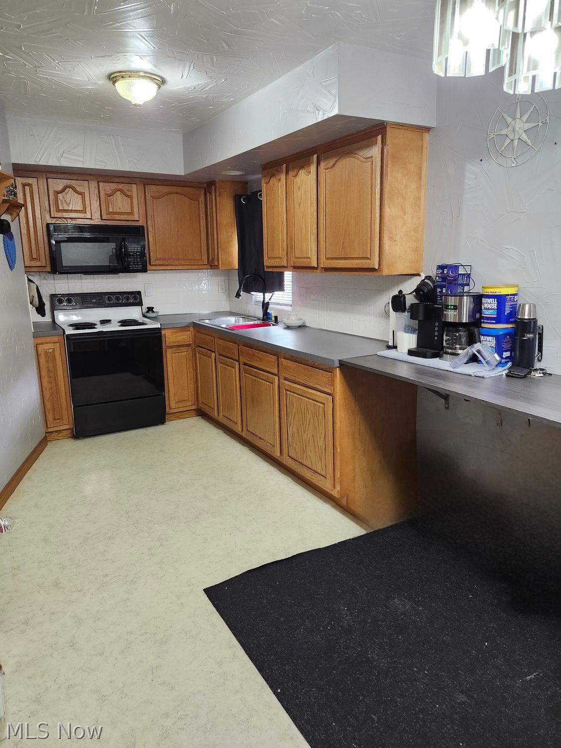 493 Howard Avenue Akron OH 44312