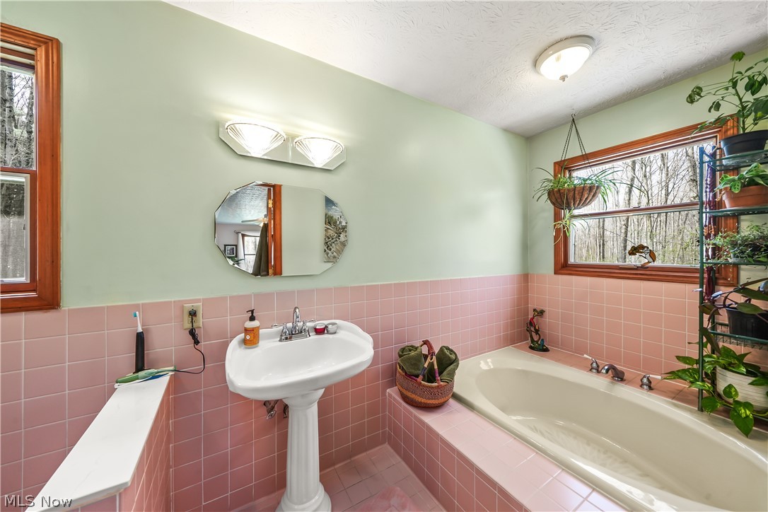 5300 Hayes Road Ravenna OH 44266