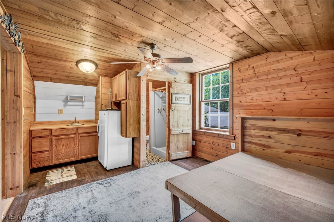 1070 Congress Lake Road Mogadore OH 44260