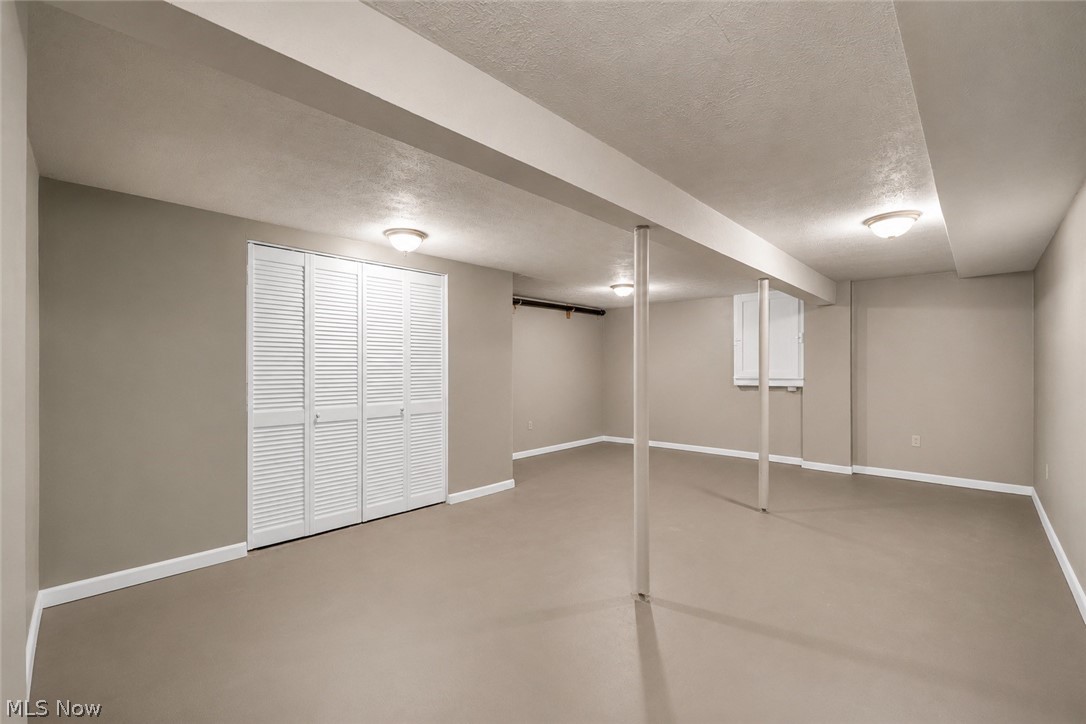 1070 Congress Lake Road Mogadore OH 44260