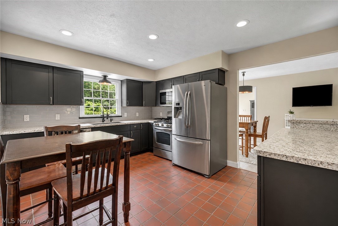 1070 Congress Lake Road Mogadore OH 44260