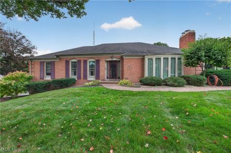 1443 Wilkshire Circle SW North Canton OH 44720