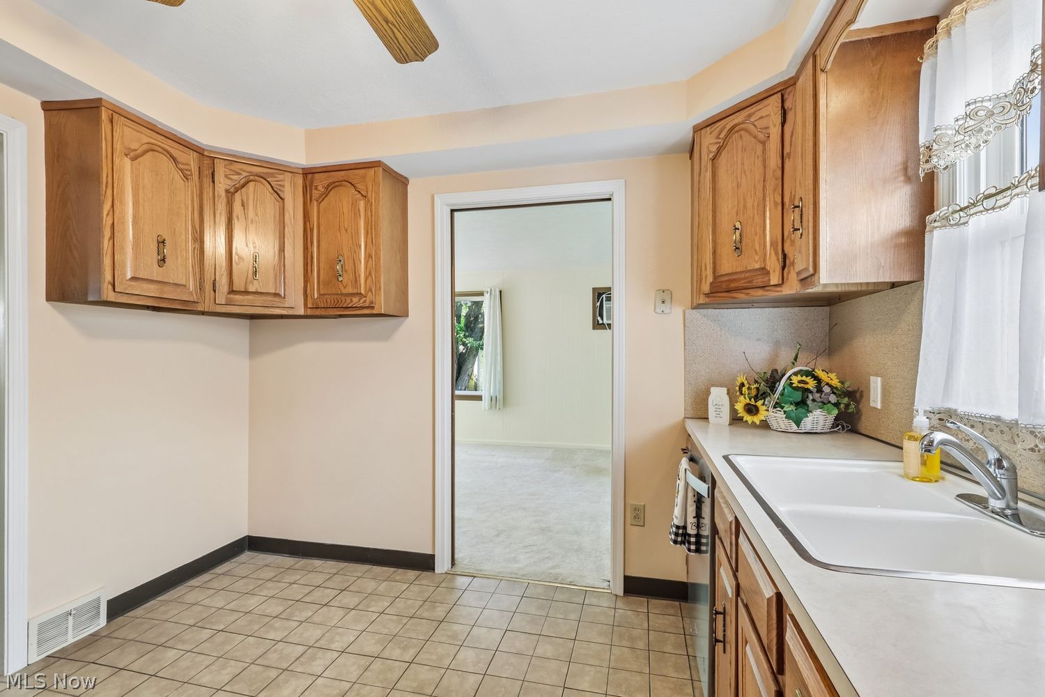10270 Greenheath Drive Parma Heights OH 44130