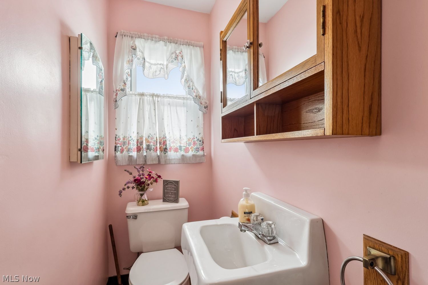 10270 Greenheath Drive Parma Heights OH 44130