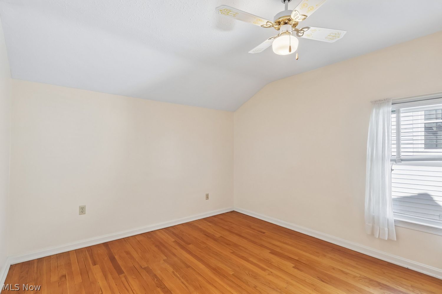 10270 Greenheath Drive Parma Heights OH 44130