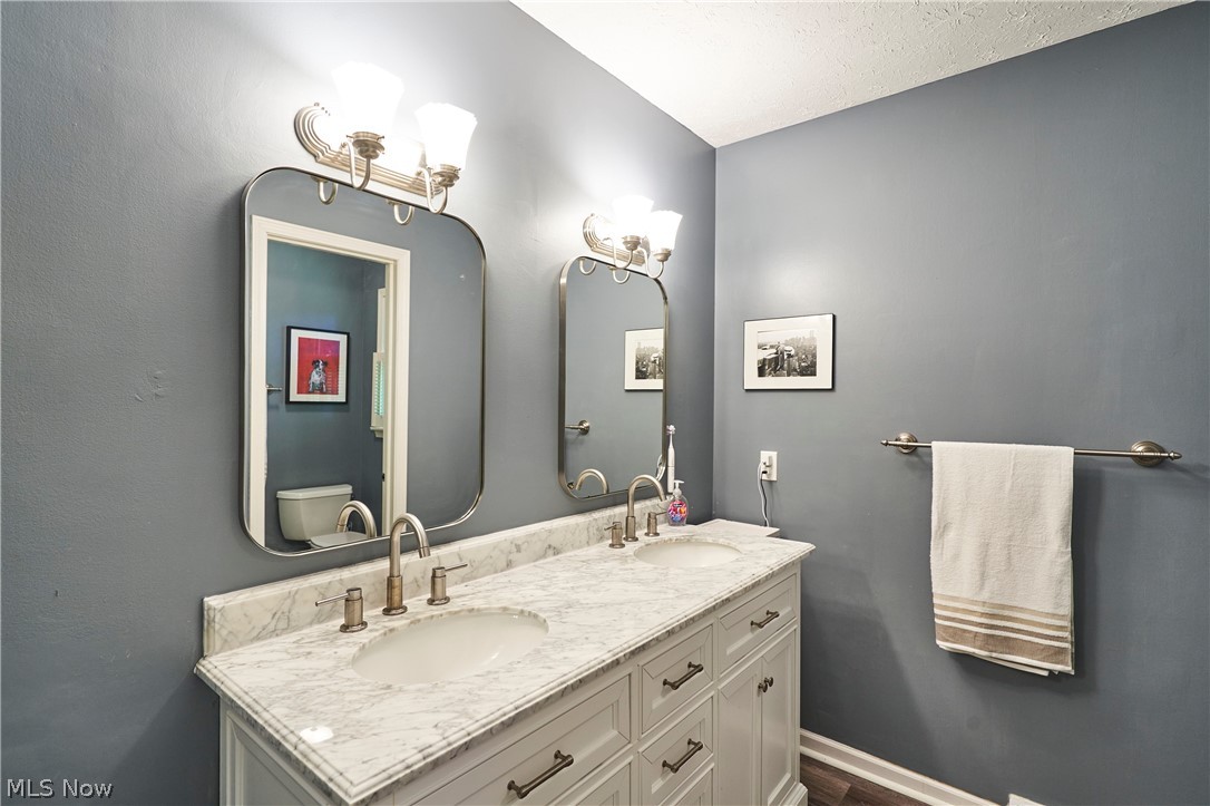 3447 Tennyson Drive Fairlawn OH 44333
