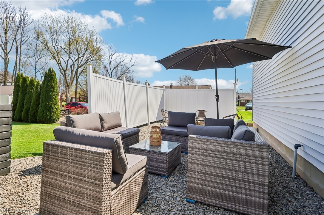 178 Como Street Struthers OH 44471