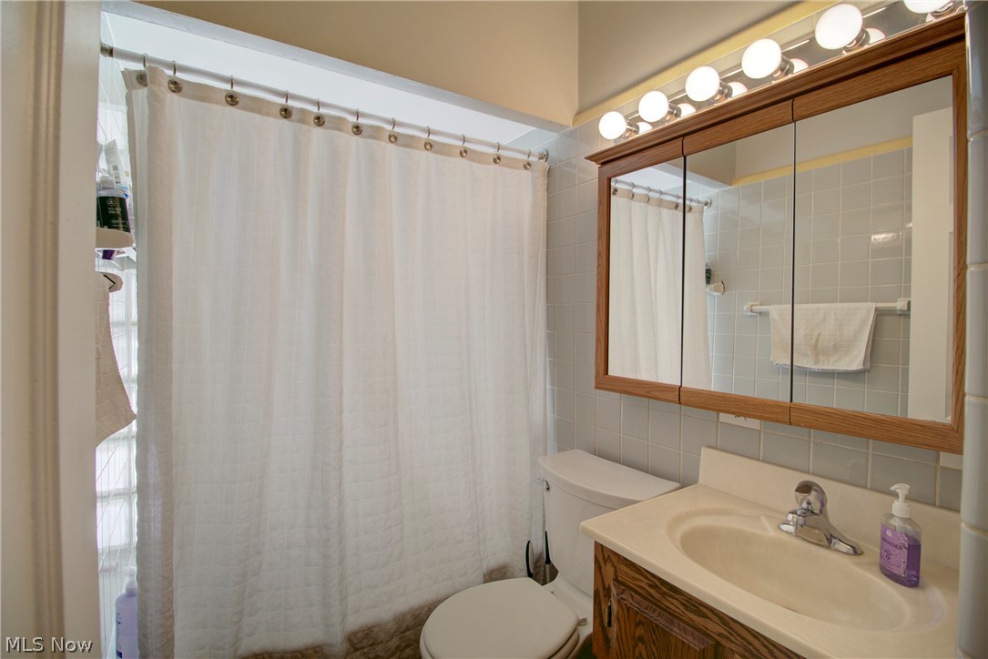 3301 Warren Road Cleveland OH 44111
