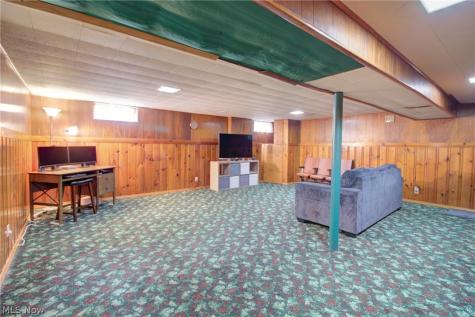 3301 Warren Road Cleveland OH 44111