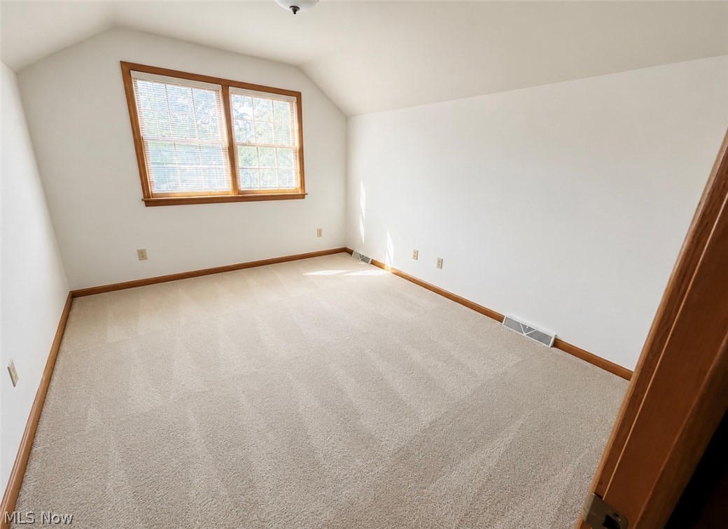 1760 Innisbrook Lane Zanesville OH 43701