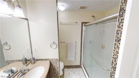 971 Fieldstone Drive Kent OH 44240