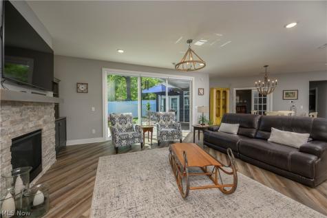 1970 Hawthorn Court North Canton OH 44720