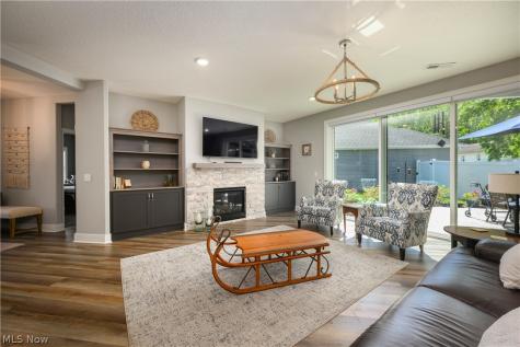 1970 Hawthorn Court North Canton OH 44720