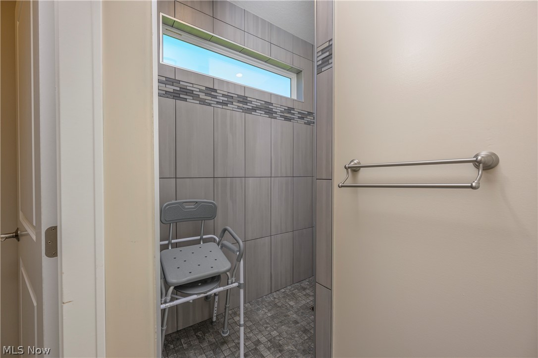1970 Hawthorn Court North Canton OH 44720