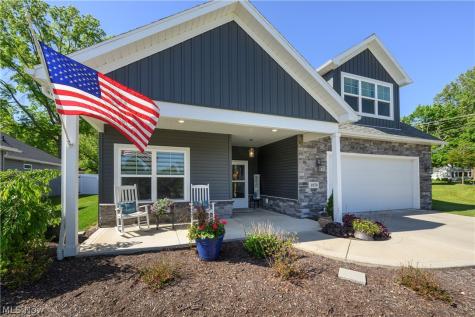 1970 Hawthorn Court North Canton OH 44720