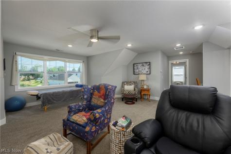 1970 Hawthorn Court North Canton OH 44720