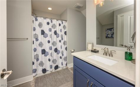1970 Hawthorn Court North Canton OH 44720
