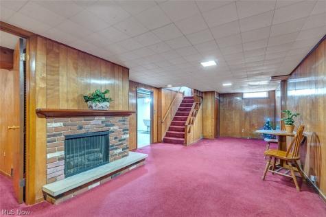 6330 Sandfield Drive Brook Park OH 44142