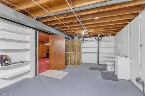 6330 Sandfield Drive Brook Park OH 44142