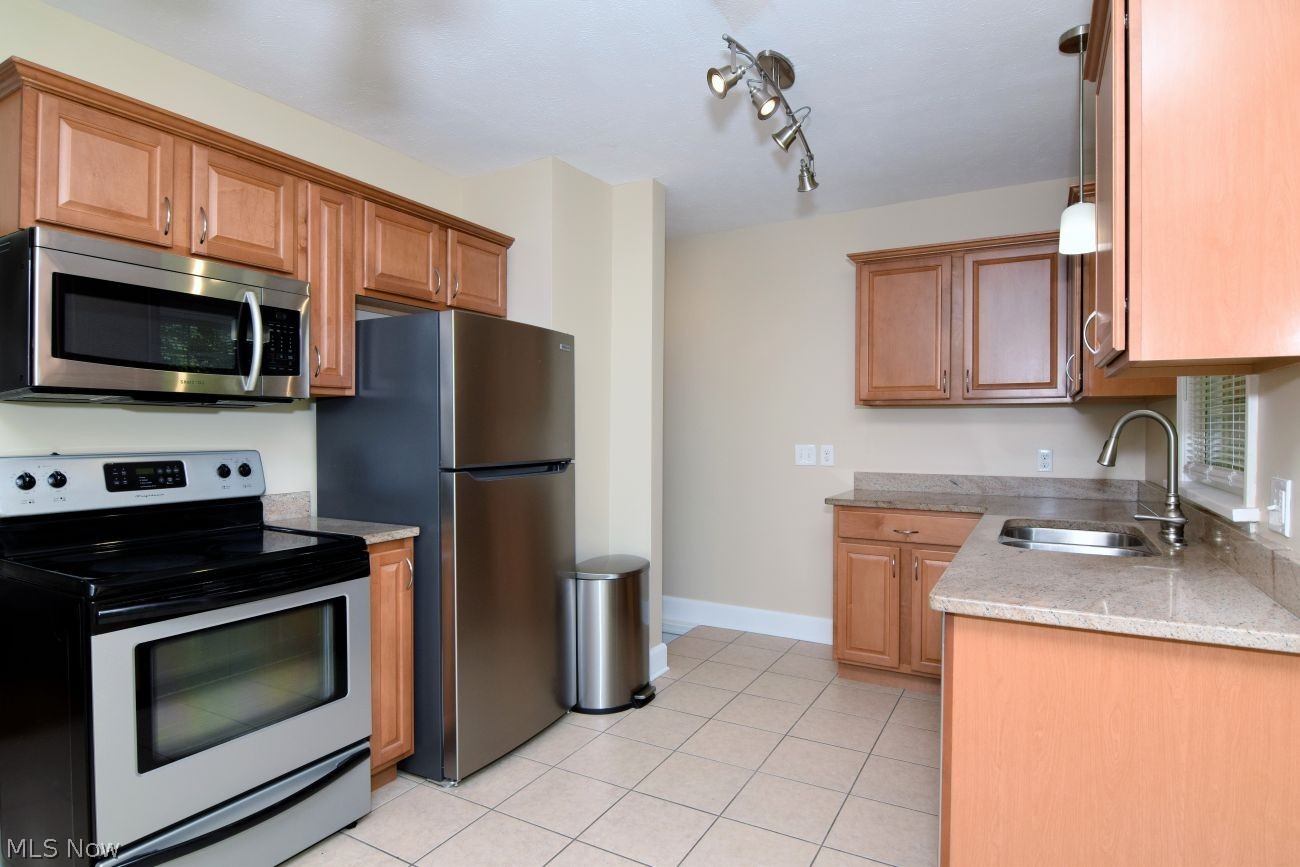 300 Miles Road Chagrin Falls OH 44022