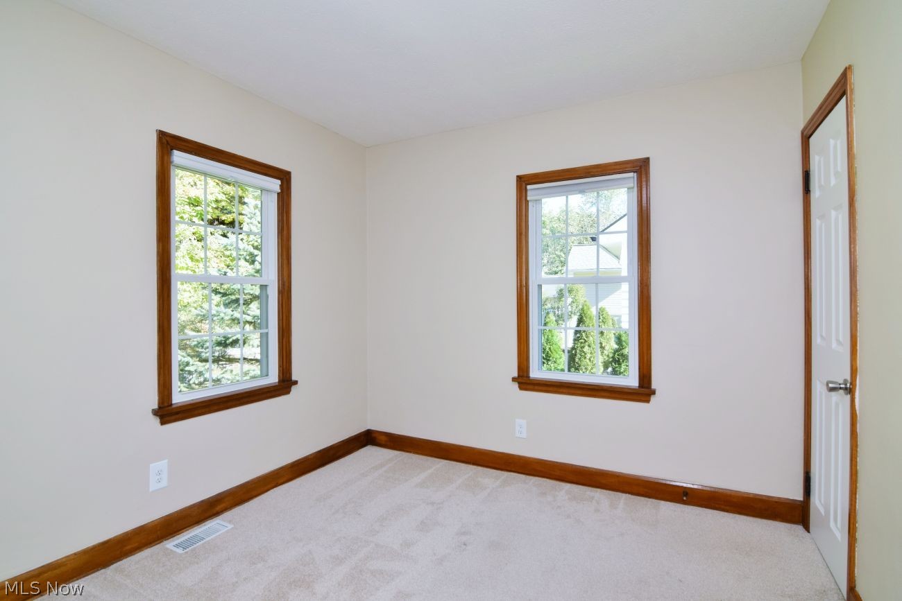 300 Miles Road Chagrin Falls OH 44022