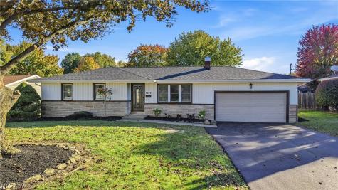 4273 Selkirk Avenue Youngstown OH 44511