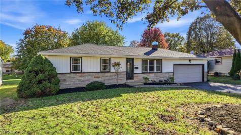 4273 Selkirk Avenue Youngstown OH 44511