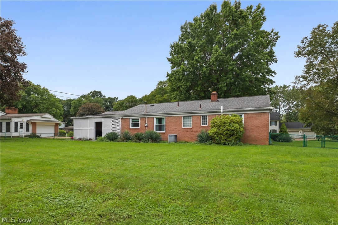 3724 Burrshire Drive NW Canton OH 44709