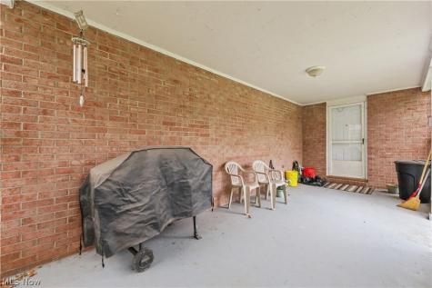 3724 Burrshire Drive NW Canton OH 44709