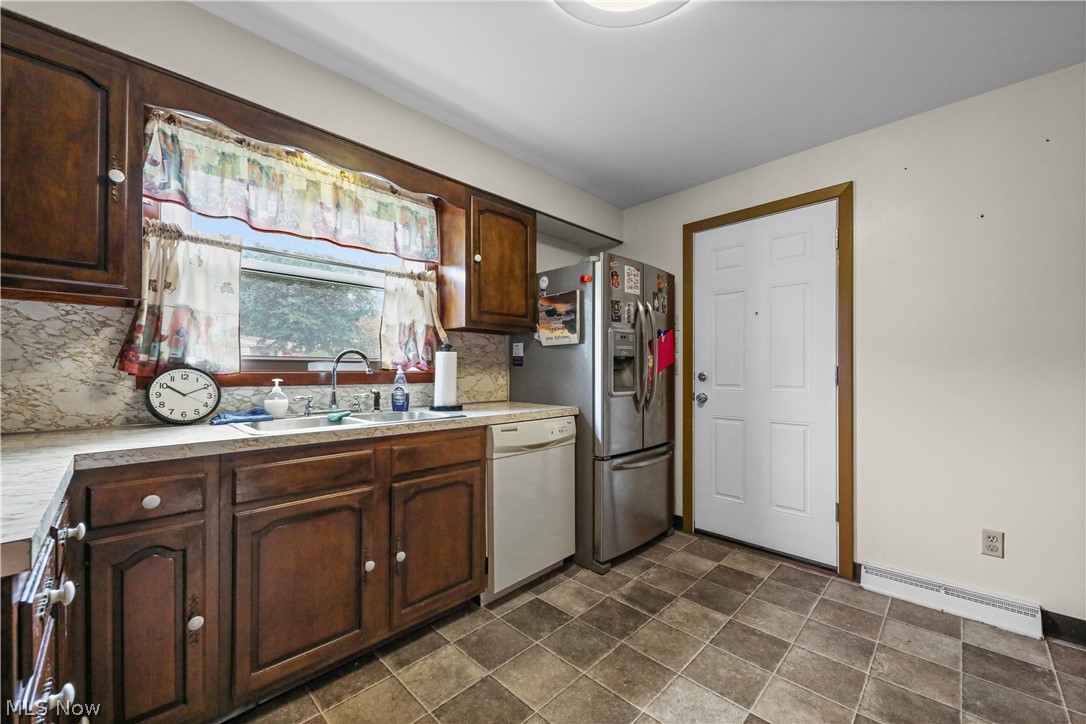 3724 Burrshire Drive NW Canton OH 44709